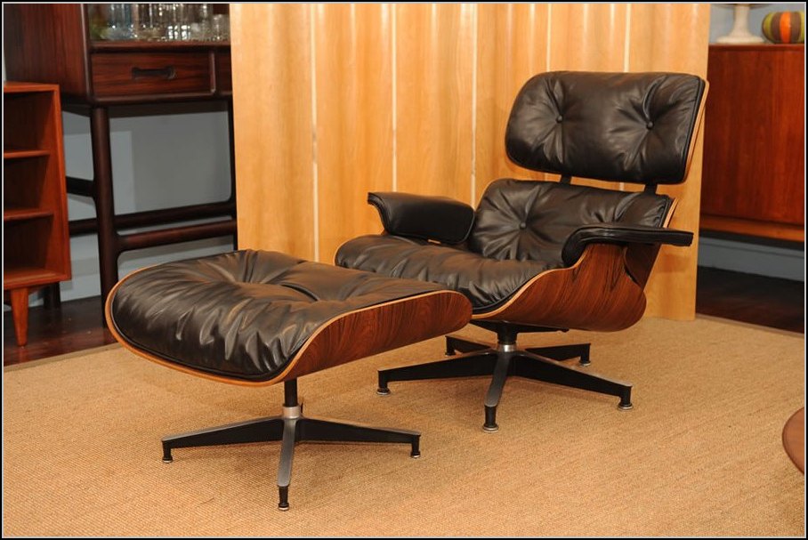 Eames Lounge Chair Living Room