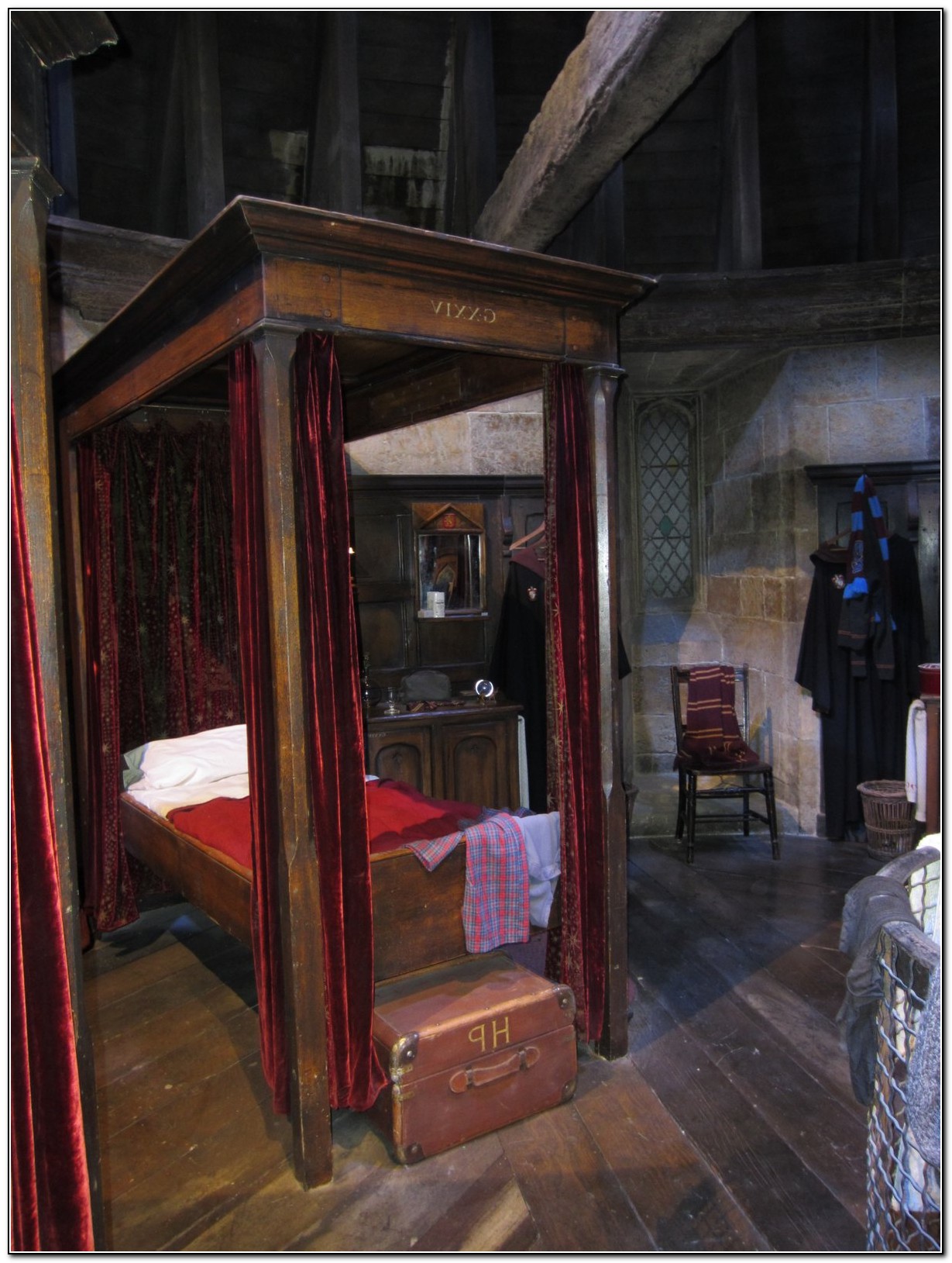Four Poster Bed Harry Potter