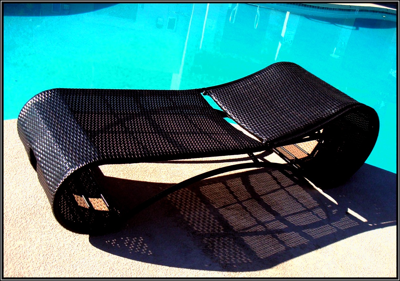 Reclining Pool Lounge Chairs