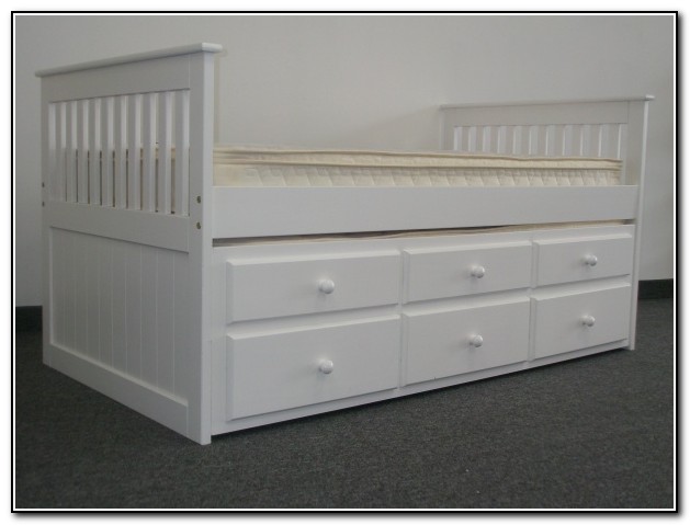 Captains Bed Twin With Twin Trundle And Drawers In White