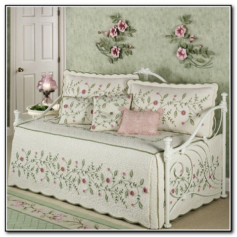 Daybed Bedding For Girls