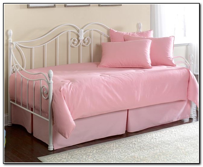 Pink Daybed Bedding Sets