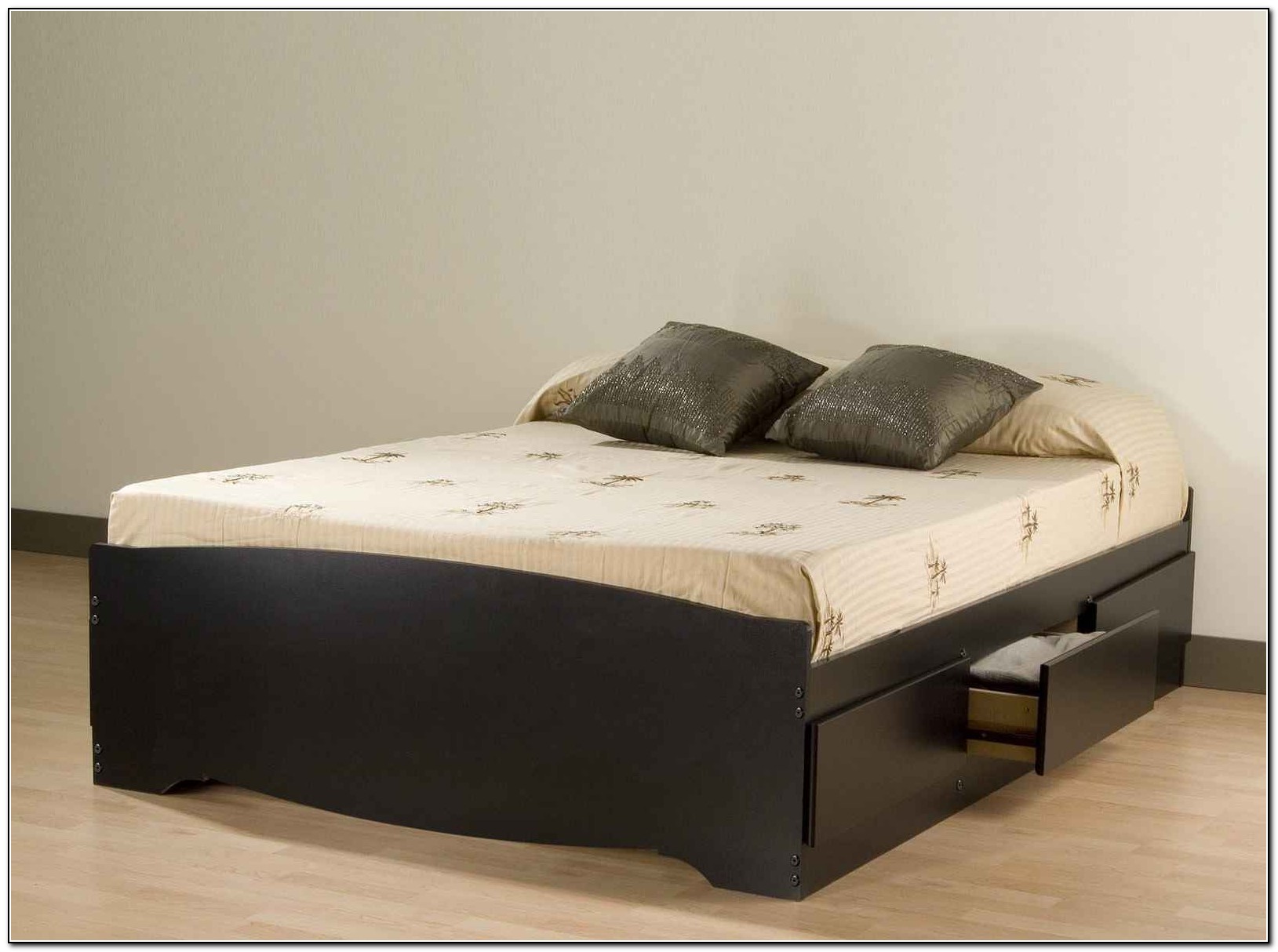 Queen Size Beds With Drawers Underneath