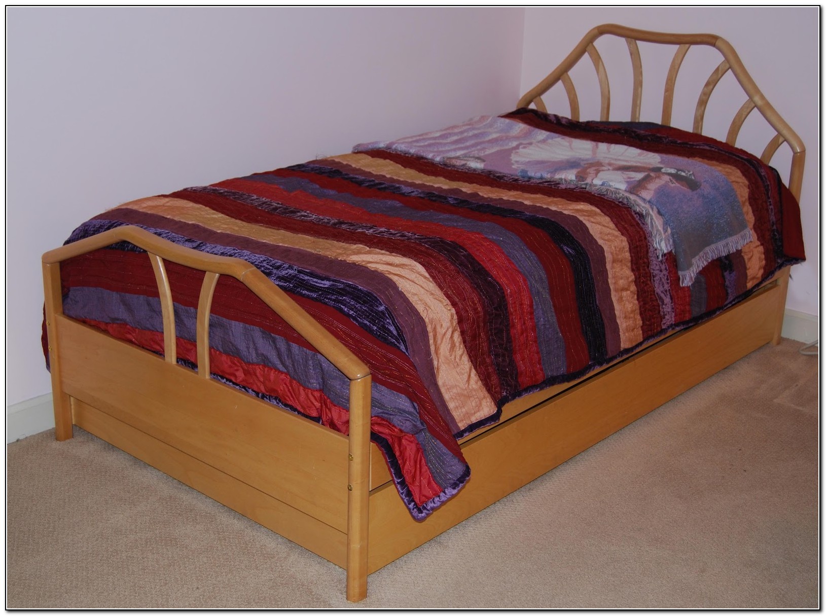 twin bed mattress slips off