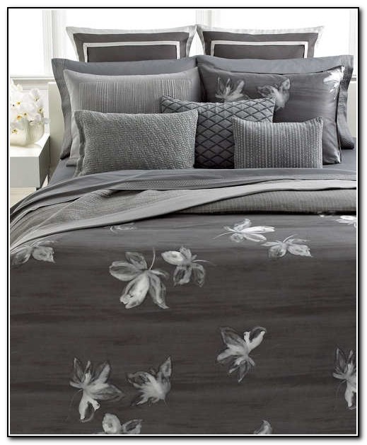 Vera Wang Bedding Charcoal Flower Collection