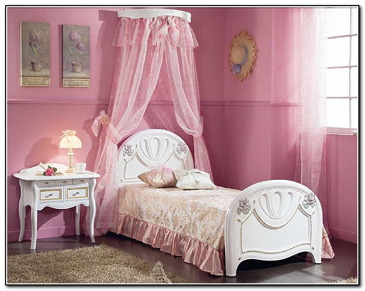 Girls Canopy Bedroom Sets