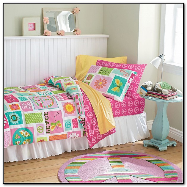 Girls Peace Sign Bedding
