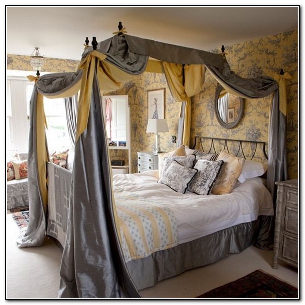 King Canopy Bed Curtains