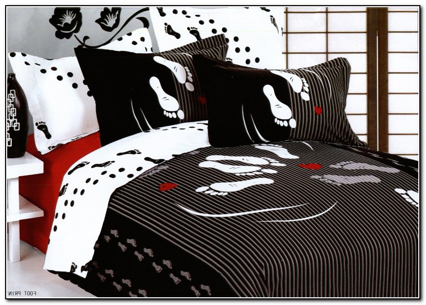Red Black And White Bedding Sets
