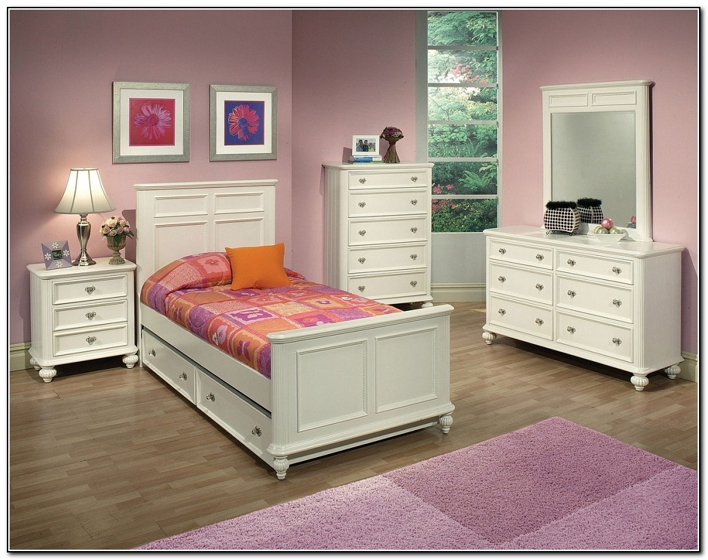 Full Size Bed With Trundle White Finish