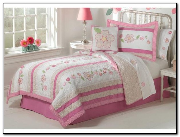 Little Girls' Queen Size Bedding Sets