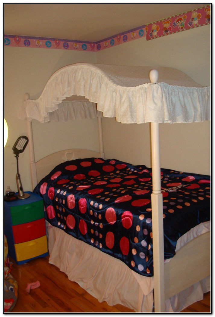 Twin Canopy Bed Set