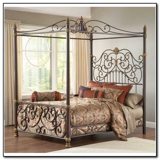Black Wrought Iron Canopy Bed