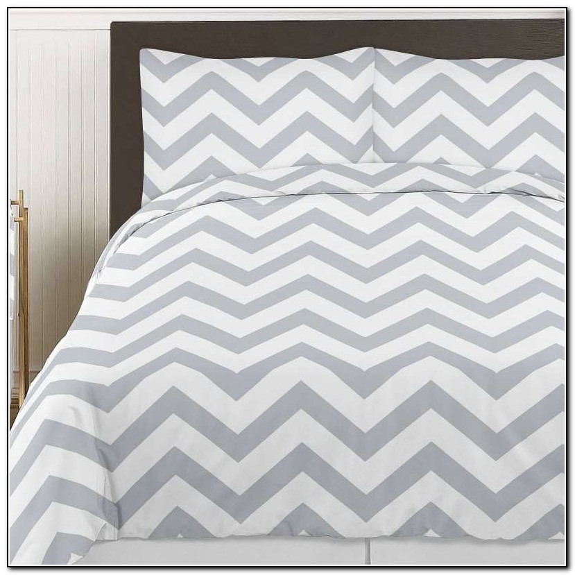 Grey Chevron Bedding Set