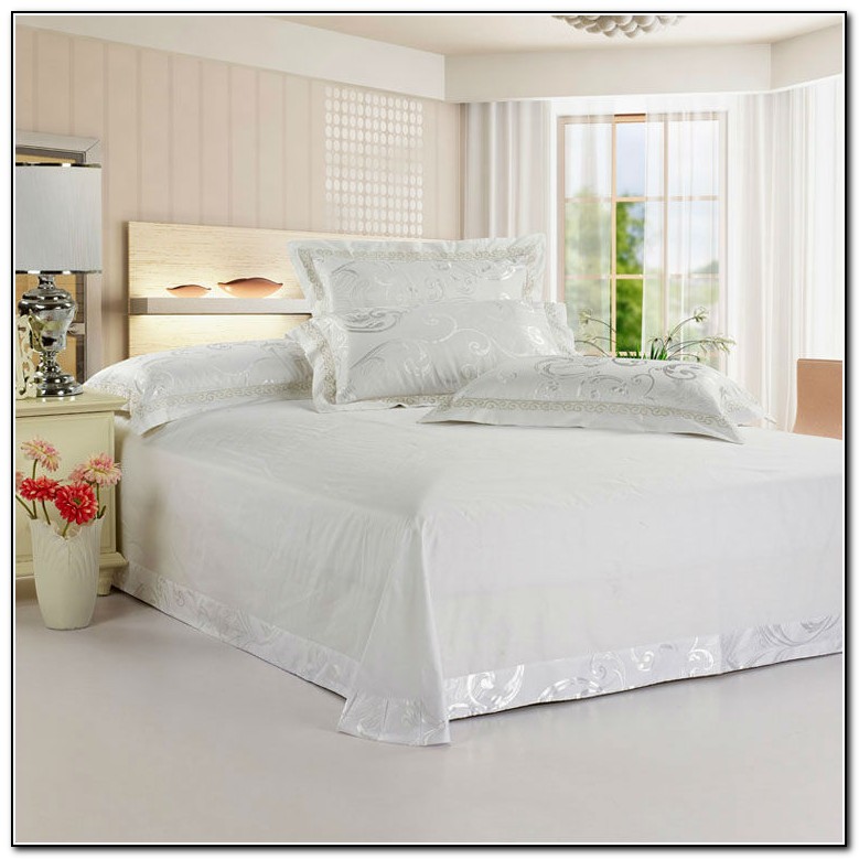 Queen Bed Sheets Size