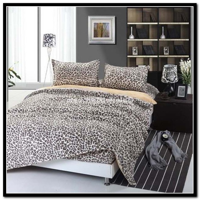 Cheetah Print Bed Set Full