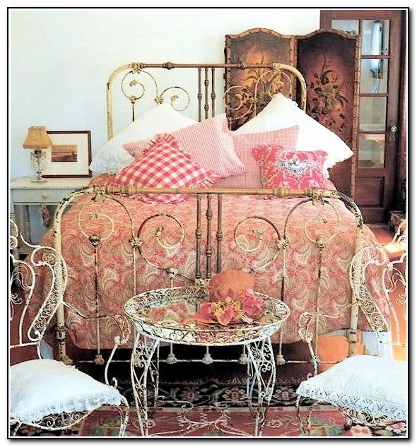 Images Of Antique Iron Beds