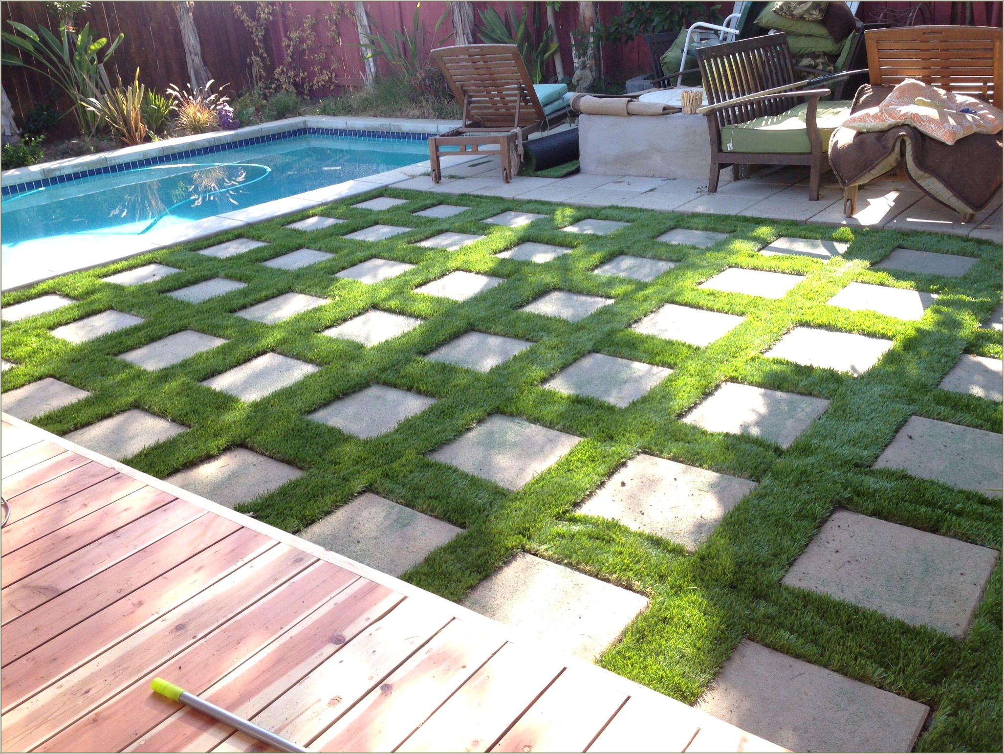 Patios With Grass And Pavers - Patios : Home Design Ideas #lLQ09Zz6Pk195081